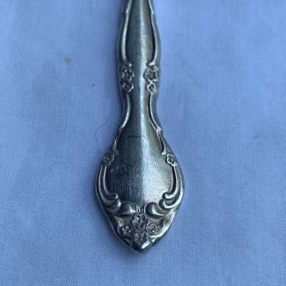 Oneida Community Affection Pattern Silver-Plate Teaspoon - 1960s - Picture 2 of 8